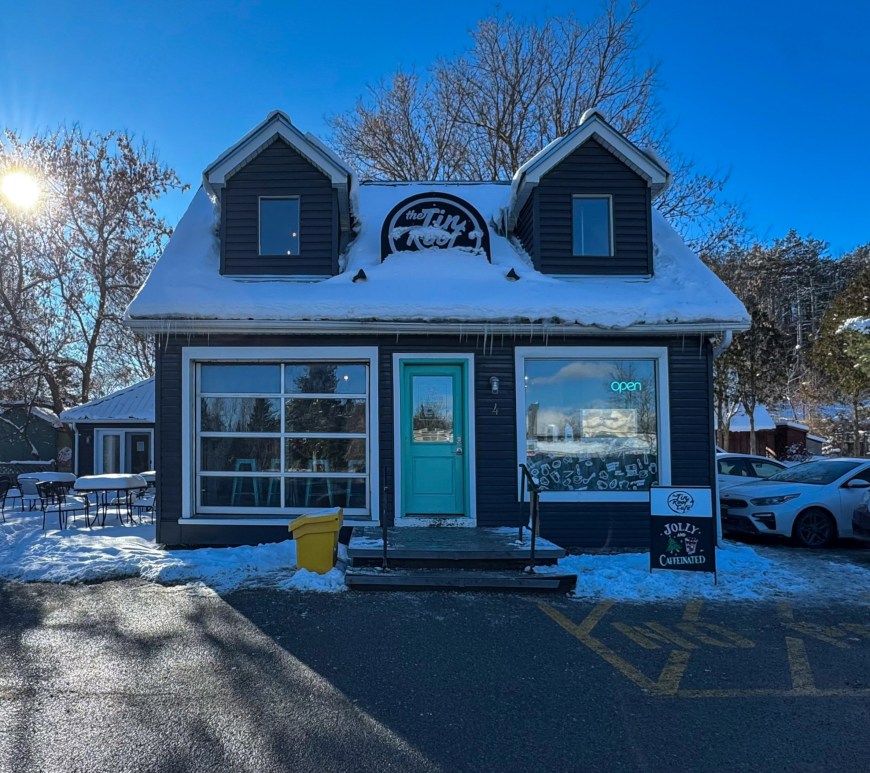 Tin Roof Cafe in Erin - Her Vibe Diary